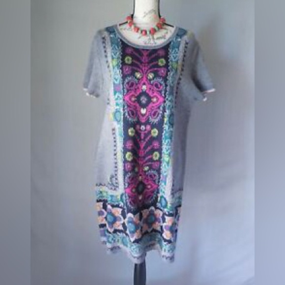 Akemi+Kin Anthropologie Kaleidoscope Sweater Dress Short Sleeve Floral Grey Sz.L - Picture 2 of 12